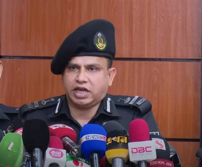 মুরাদনগরে নারীকে ধর্ষণ ও নির্যাতনের নেপথ্যে ছিল দুই ভাইয়ের দ্বন্দ্ব: র‌্যাব